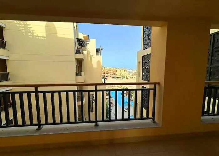 Aldau Heights One Bedroom In Cr Apartment *